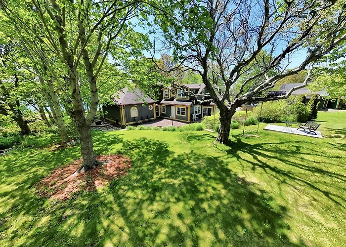 Belle View Manor Inn